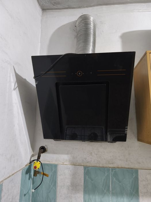 Продам вытяжку  20000т