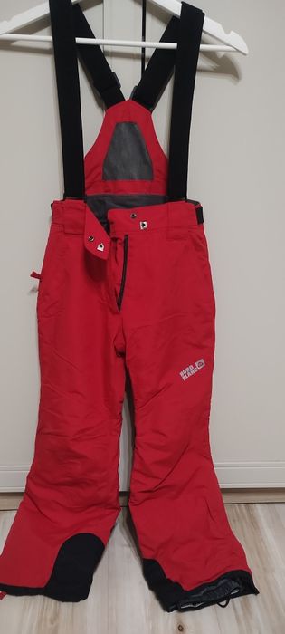 Продавам детско ски долнище 122-128см