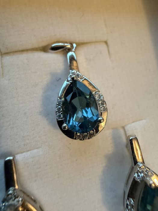 Сребърни бижута с Таитянска перла и Лондон топаз