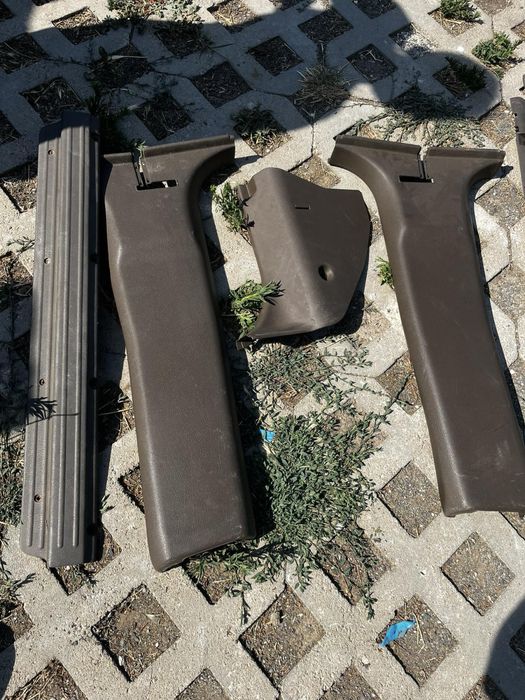 Продавам салон за Mitsubishi Pajero 2