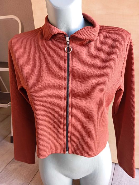 Нови дамски екипи на едро