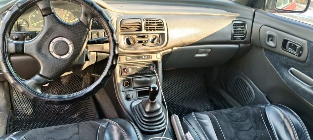 Subaru Impreza  красный