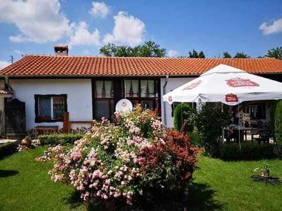 Продавам готов бизнес - действаща Къща за гости