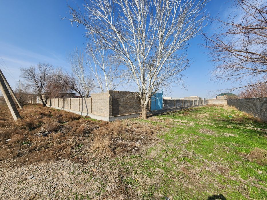 Коттедж йоки уй куришга ер майдони шахардан