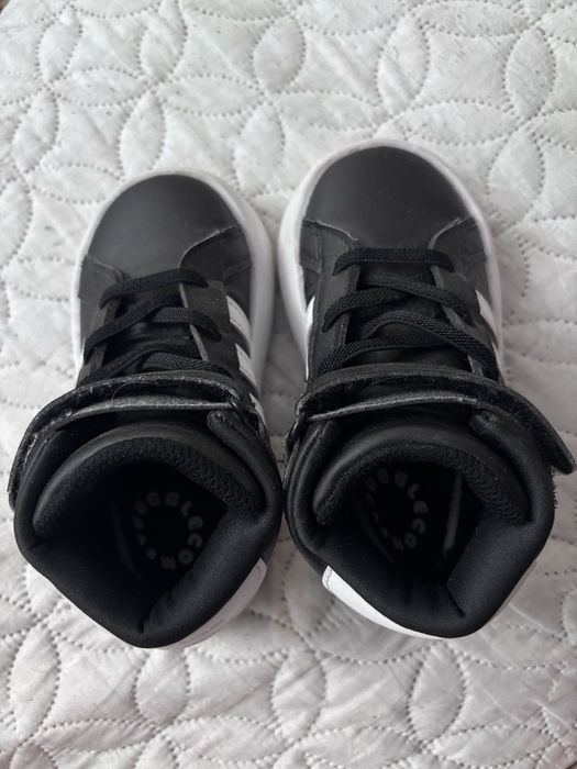 Бебешки и детски дрешки GUESS,ADIDAS