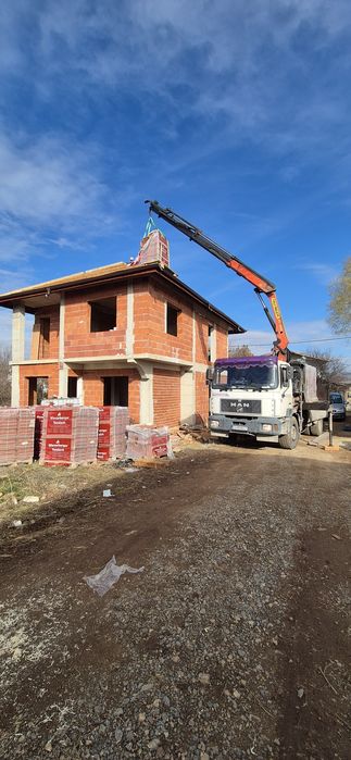 Транспортни услуги с кран и самосвал извозване на боклук