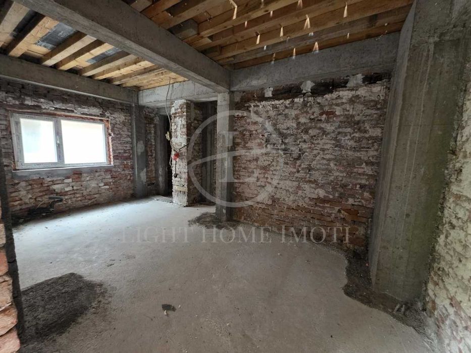 Продава се Къща в Пловдив, Кючук Париж - 111 кв.м за 1577 €/кв.м - Снимка #16