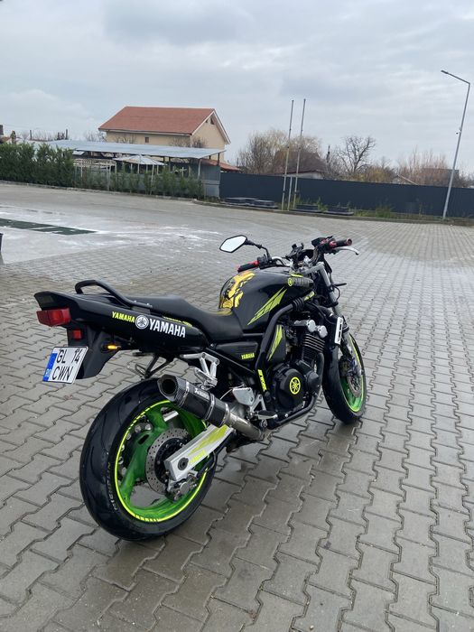 Yamaha fzs 600 25kw