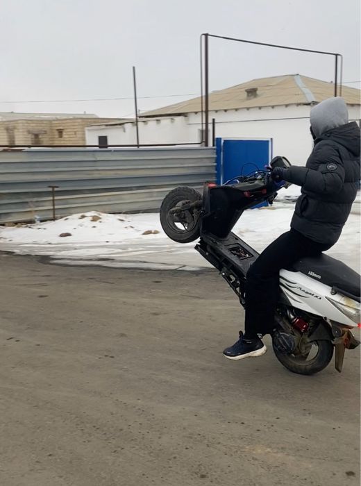 M8 сатылады  ватсапка жазын