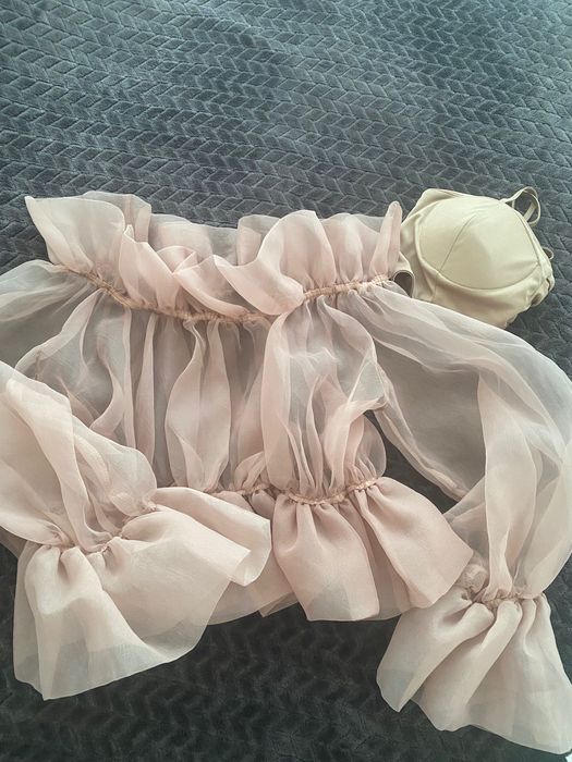 Интересна тюлена блуза