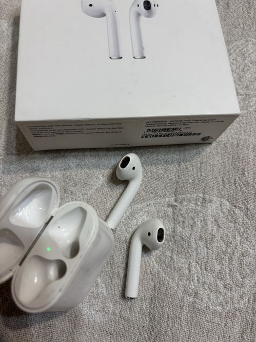 Продам AirPods бу оригинал