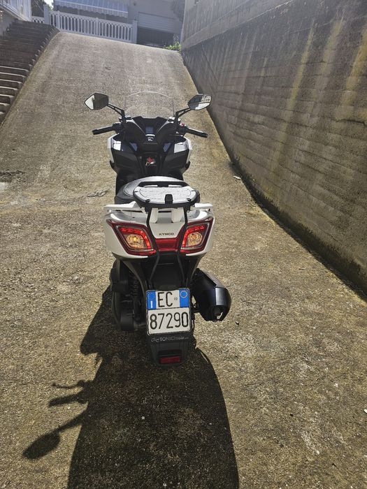 Kymco Downtown 350