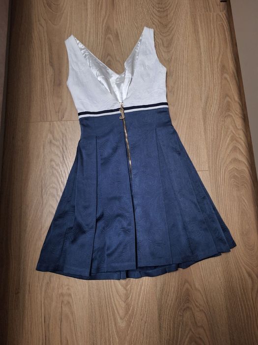 Дамска рокля Junona xs