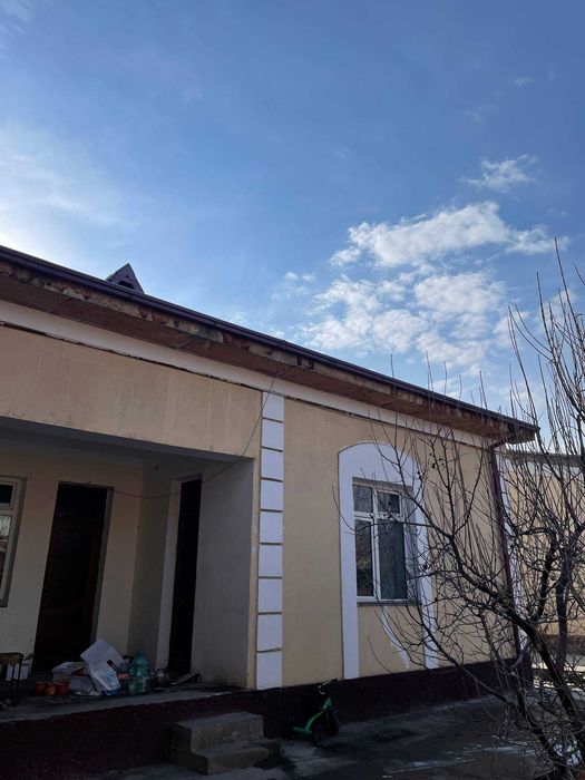 Xovli kottej sotiladi! 4 xona, 6 sotix, 90,000$