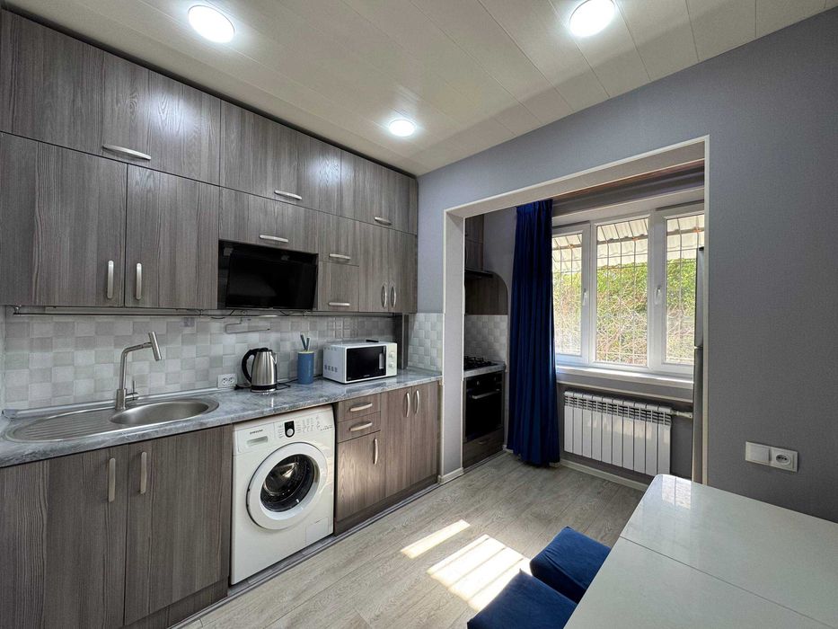 Продается 1-комн Квартира, 42 м2, Авиасозлар 1, 61-школа (87648)