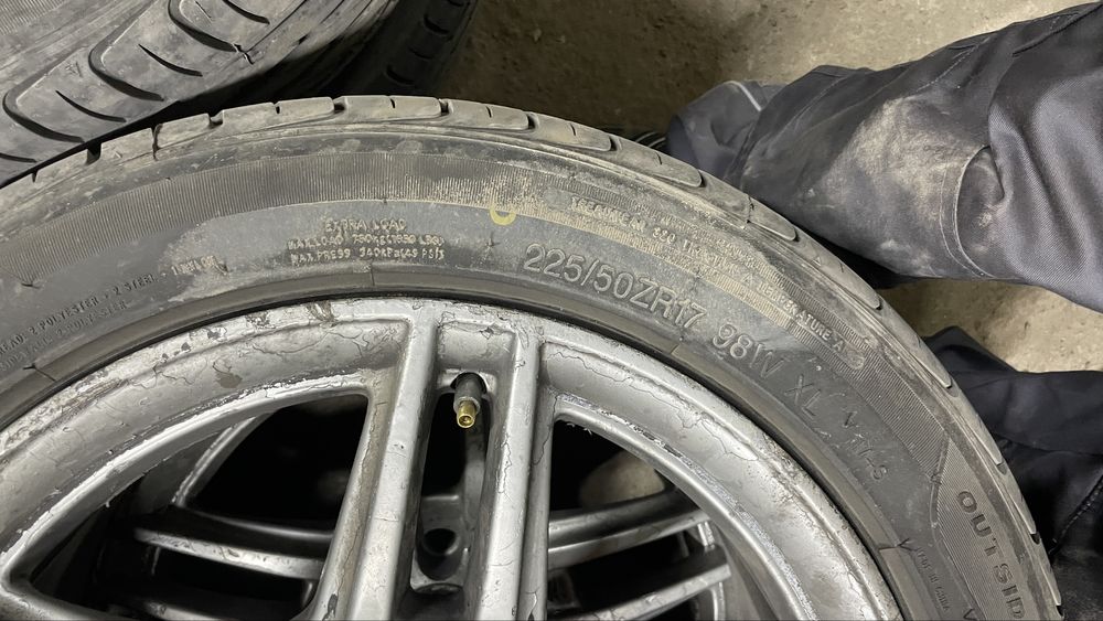 Продается диски и баллоны R17