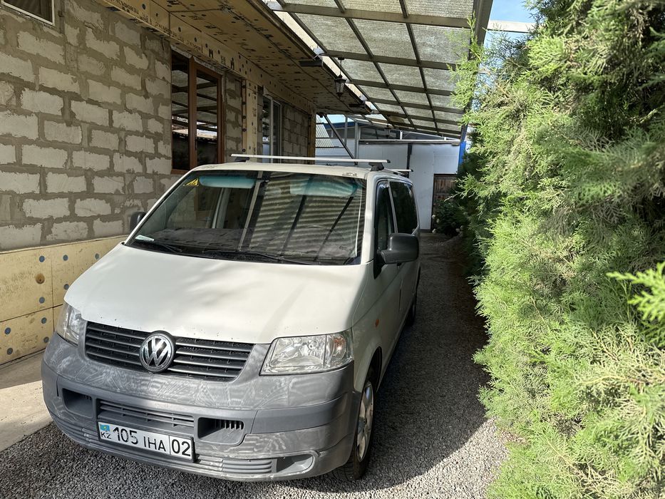 Продам Volkswagen Caravella-Transporter