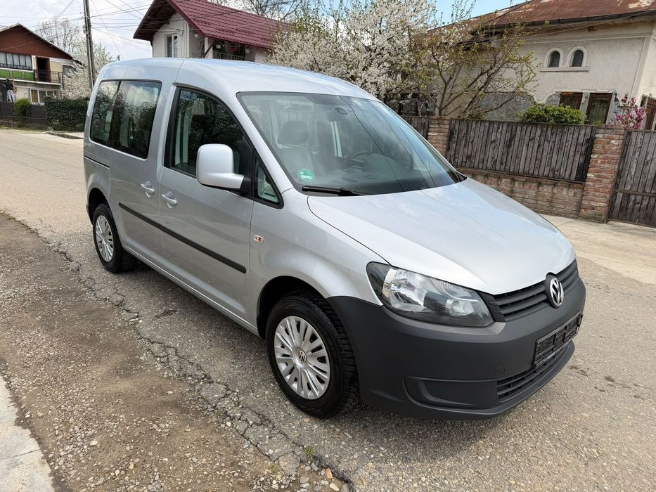 Volkswagen Caddy Volkswagen Caddy 1.6TDI– 102CP– Diesel- Euro 5- 2012– Argintiu