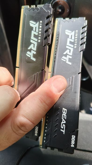 Kit 16gb DDR4 3200mhz cl16 Kingston Fury Beast (2x8gb)