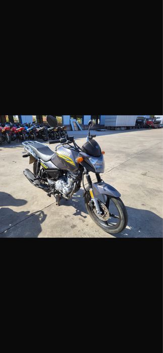 Мотоциклы Yamaha Honda