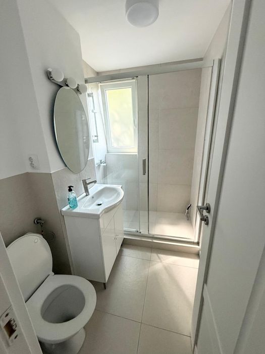 Inchiriat apartament 2 camere  zona Cornisa