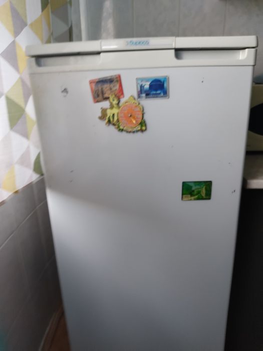 Продам холодильник