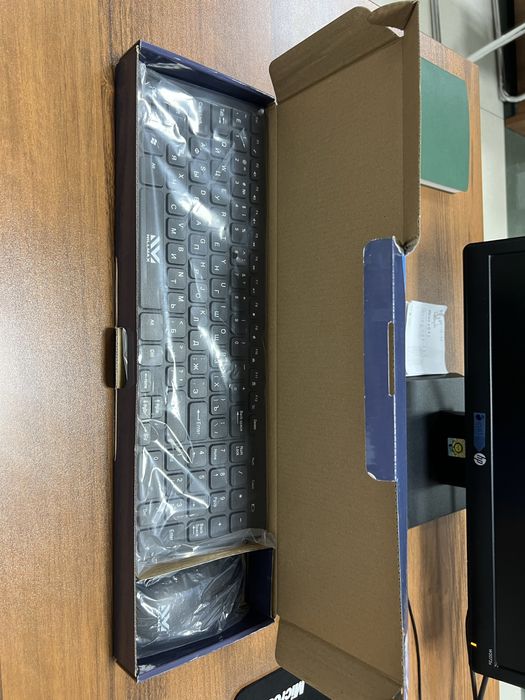 Simsiz klaviatura (bluetooth)