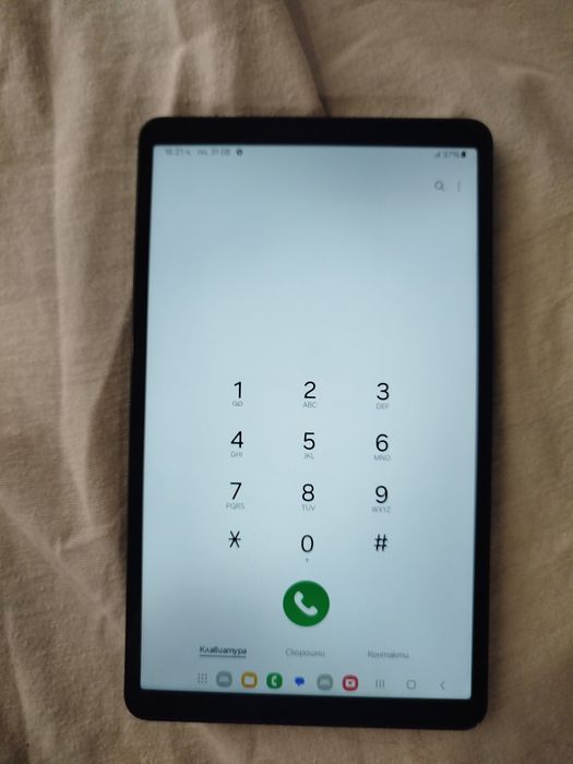 Продавам Galaxy Tab A 9 със сим за разговори и интернет
