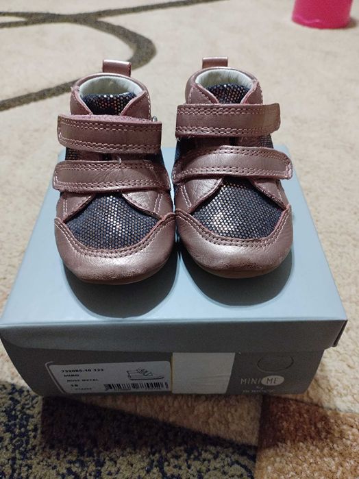 Ghetute piele Robeez marimea 18