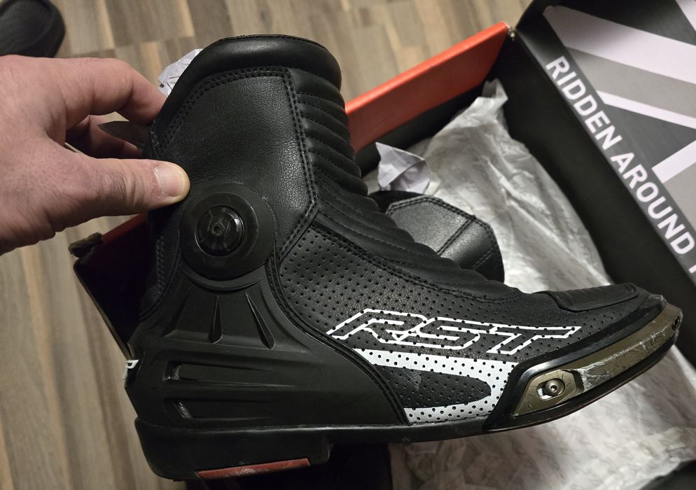 Ghete Moto 43 RST TracTech Evo III