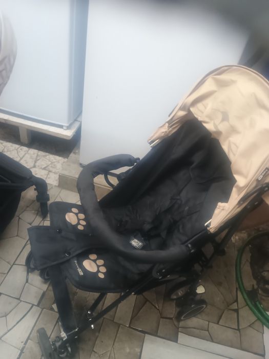 Vind carucioare pentru bebelusi
