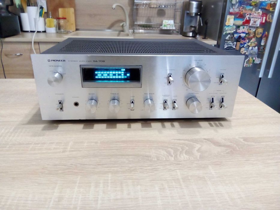 Усилвател Pioneer SA 708