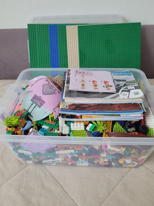 Piese LEGO originale 3.5 kg + 6 plăci