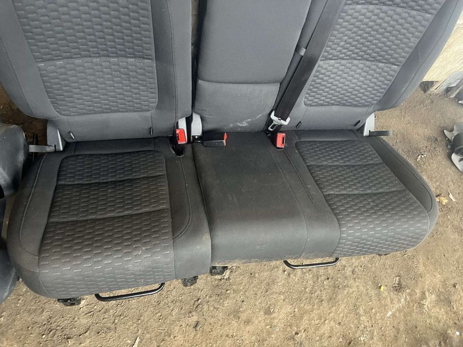 Салон плюшен плат за Vw Tiguan отлично състояние ном 785