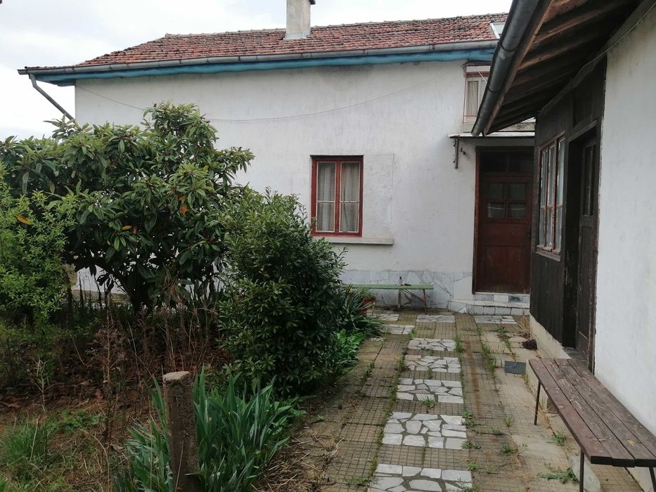 Продава се Къща в Дупница - 128 кв.м за 1446 €/кв.м - Снимка #1