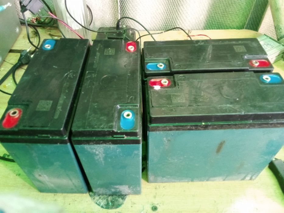 Продам аккумулятор