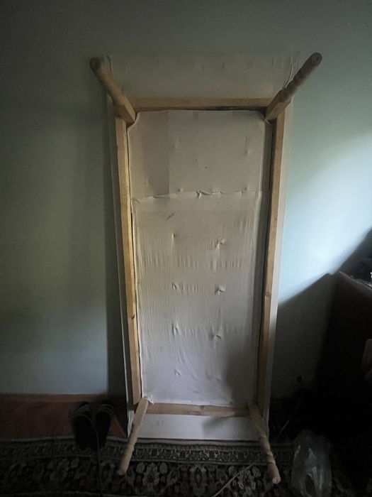 Продам обеденный стол.