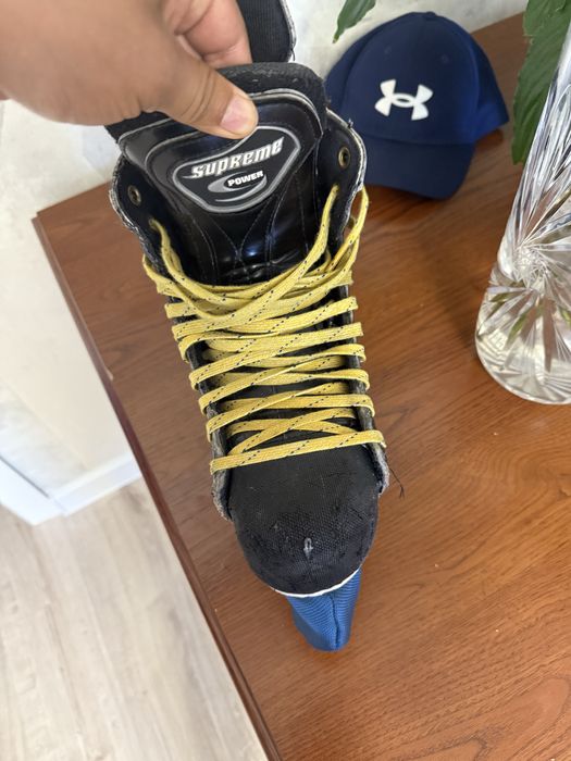 Коньки хоккейные проф Bauer