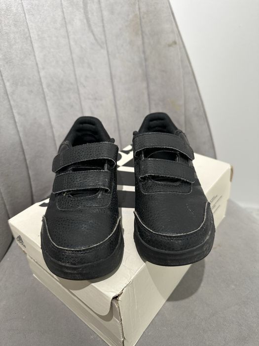 Оригинальные кроссовки Adidas, размер 30