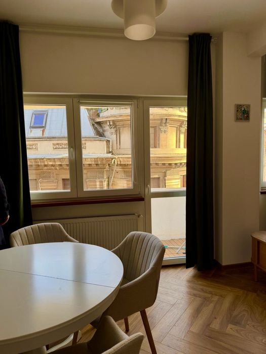 Apartament de inchiriat in bloc interbelic