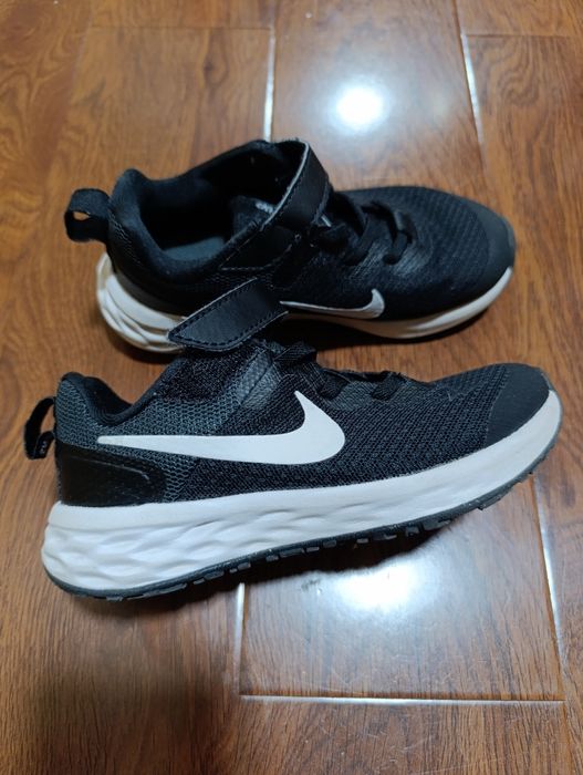 Adidași Nike,mărime 28