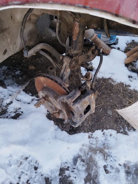 Запчас для nissan primera