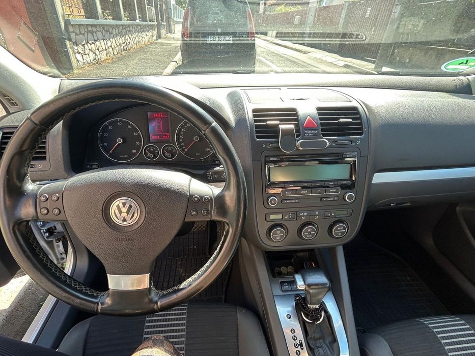 VOLKSWAGEN Jetta 0 — imagine 5