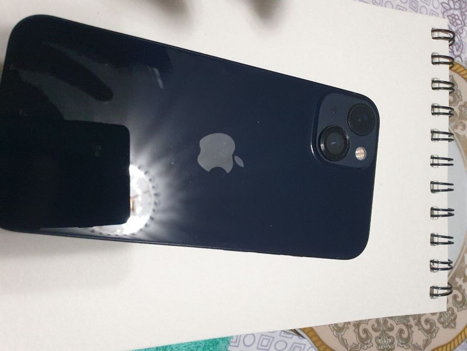 Айфон 13 с гаранией обмен есть