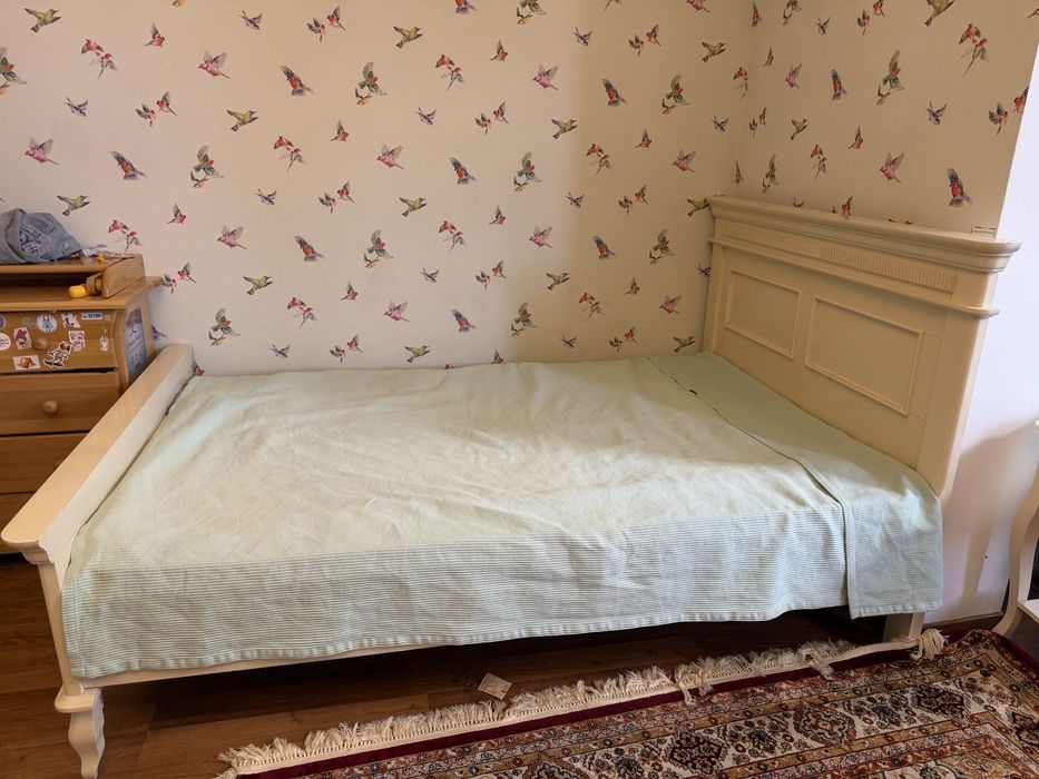 Продам кровать фирмы cavio