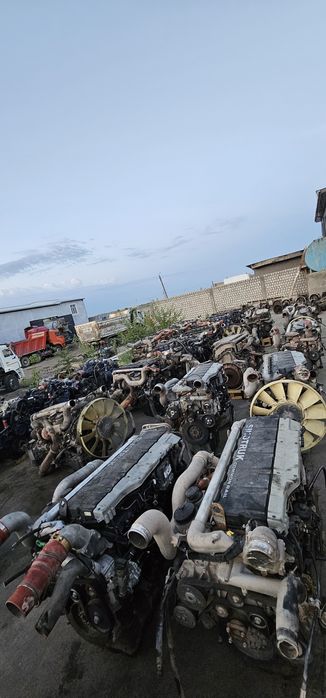 Двигатели и каробки продаётся