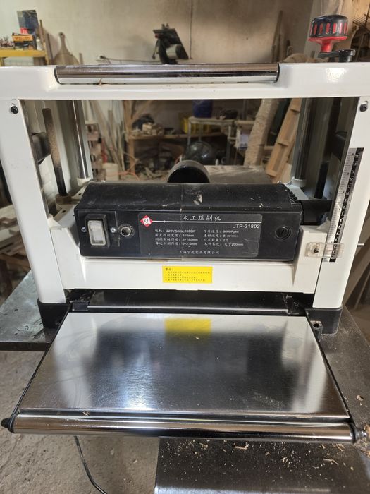 Nastolni resmus madel JTP 31802