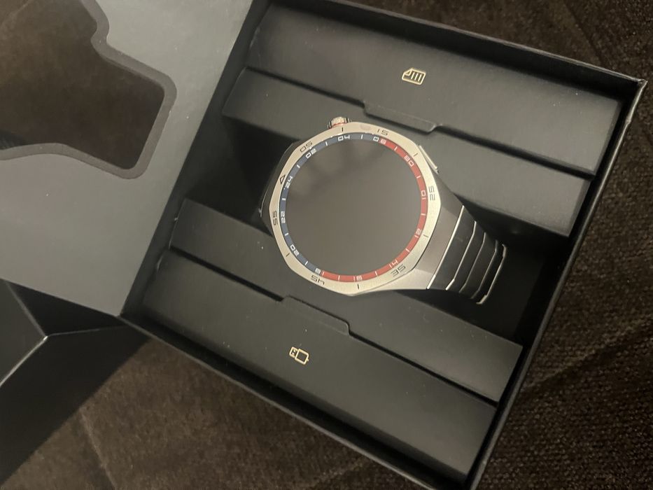 Huawei Watch GT 5 Pro 46 mm- титаниев смарт часовник в гаранция