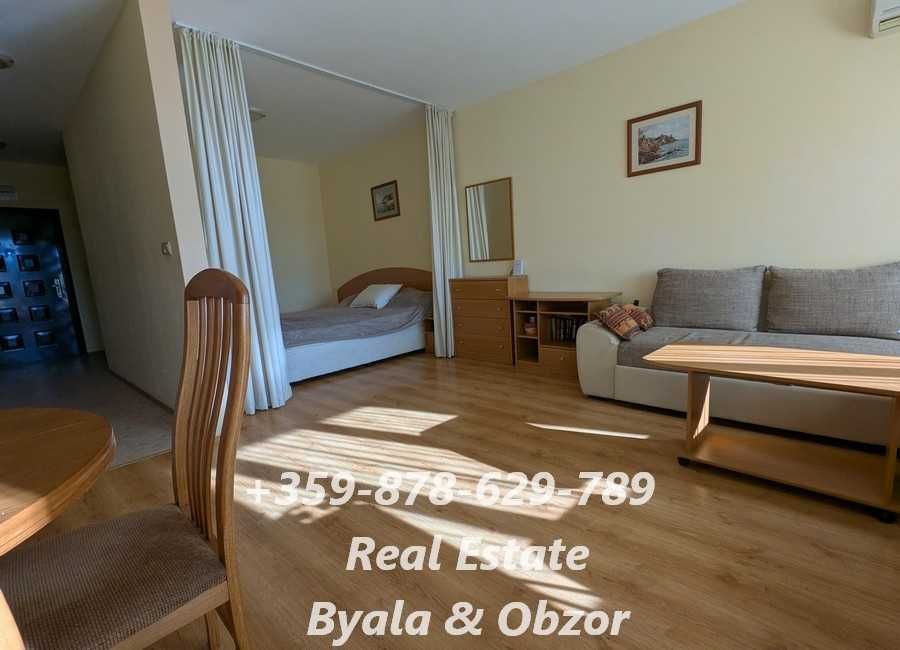 Просторен едностаен апартамент с кът за спаня в гр.Обзор