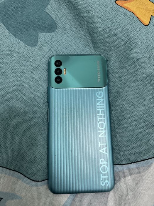 Продаю нерабочий телефон TECNO Spark 8C.
